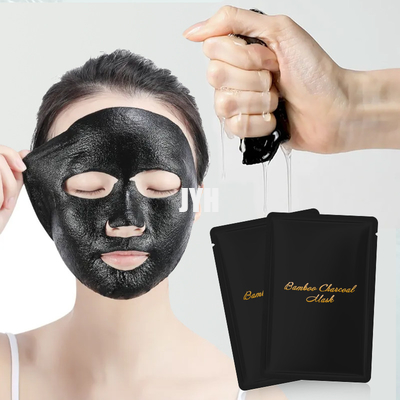 O preto ativou a máscara facial de hidratação do carvão vegetal de bambu da máscara da folha